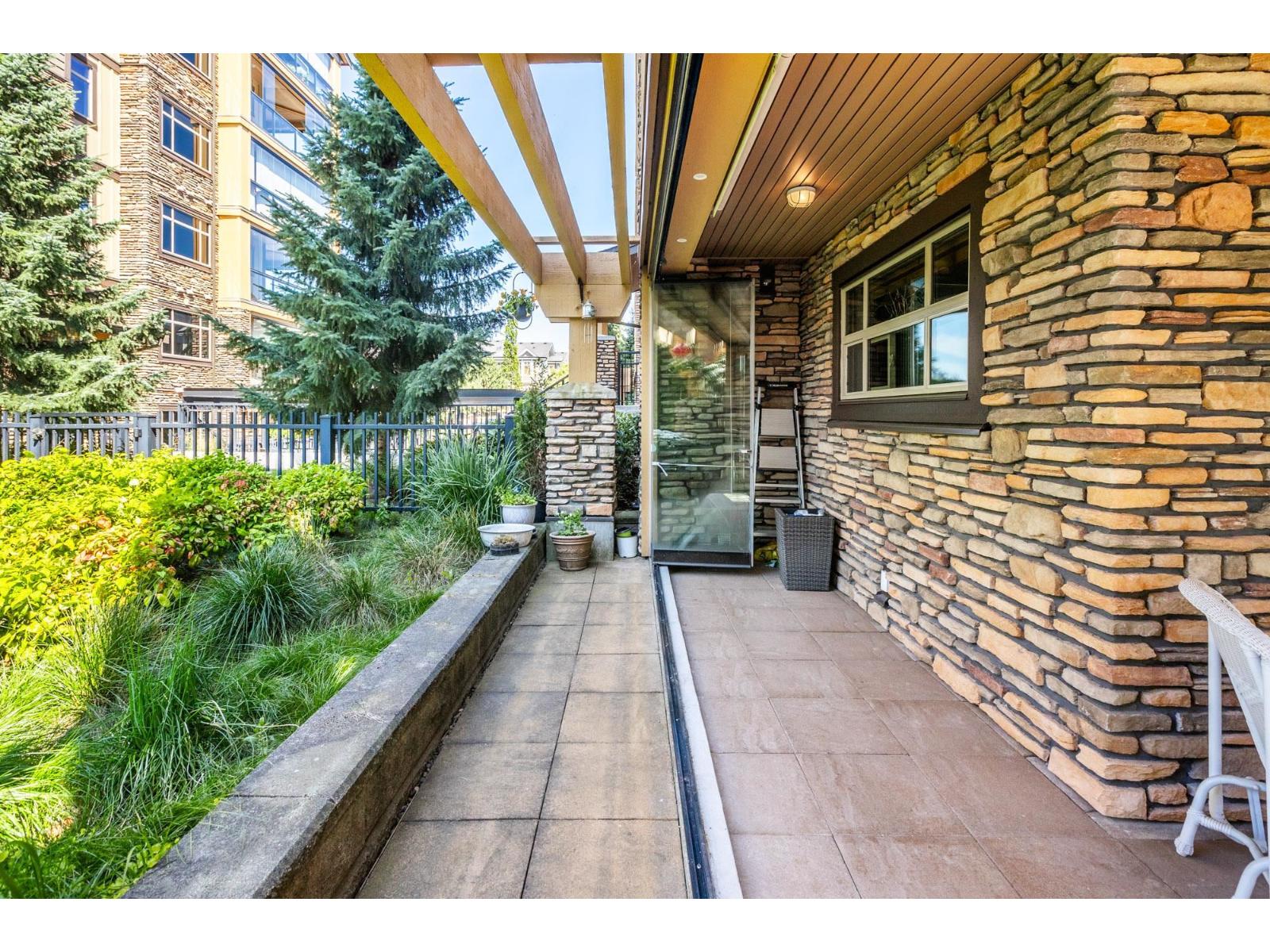 112 8067 207 STREET, Langley