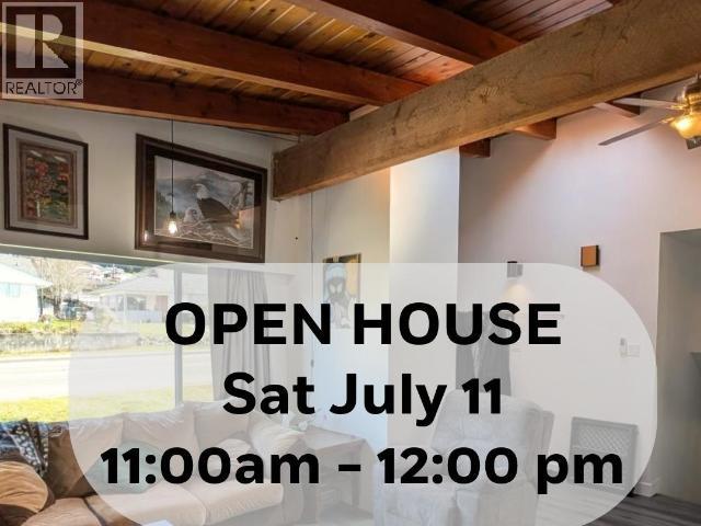 4029 JOYCE AVE, Powell River