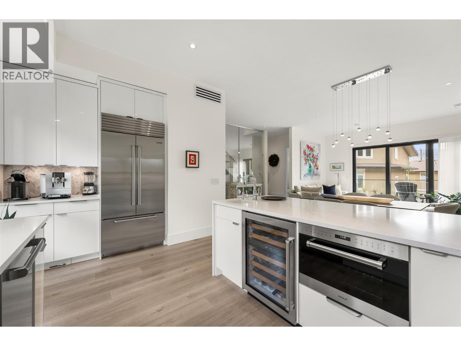 4364 Beach Avenue Unit# 7, Peachland