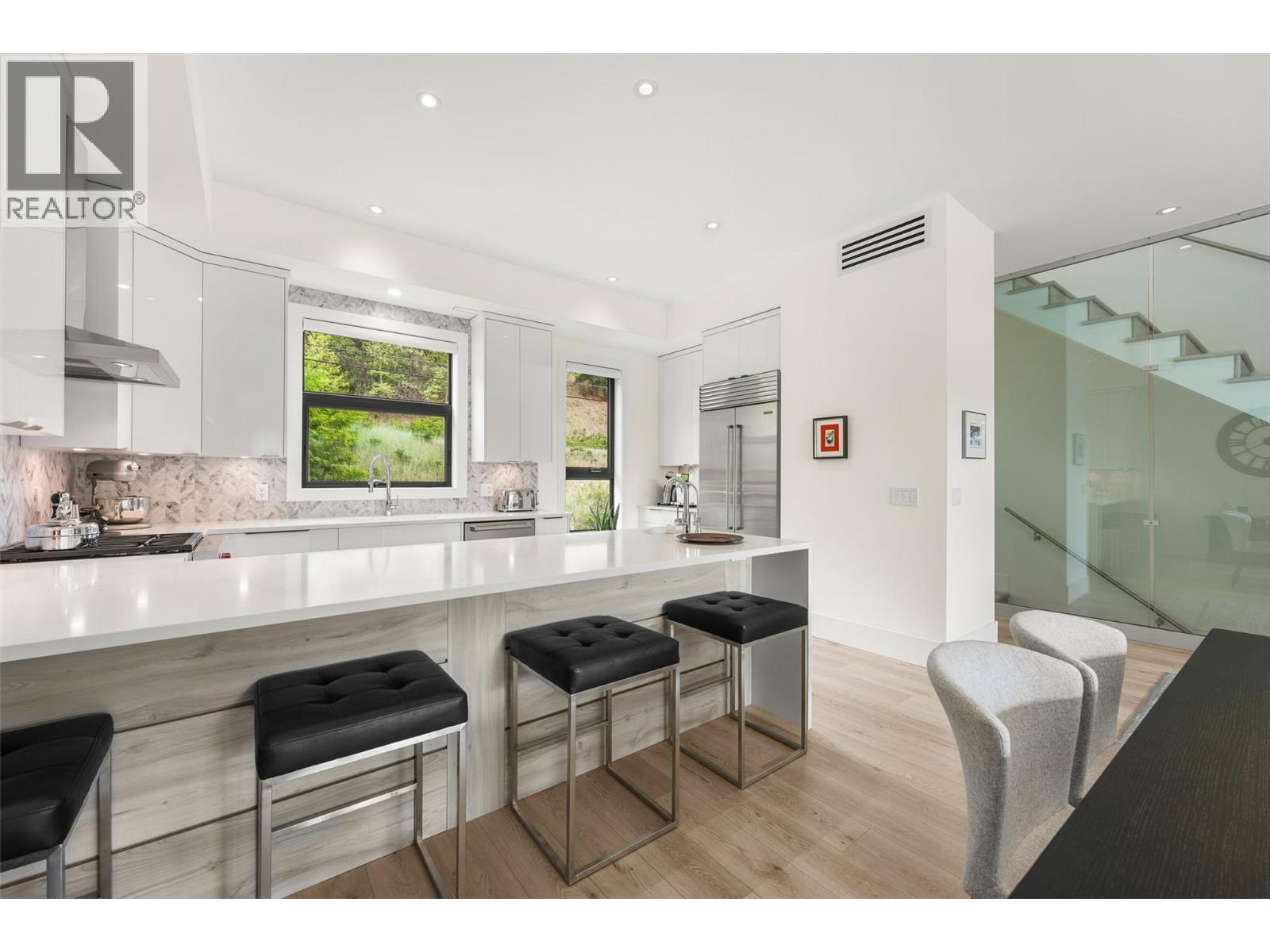 4364 Beach Avenue Unit# 7, Peachland