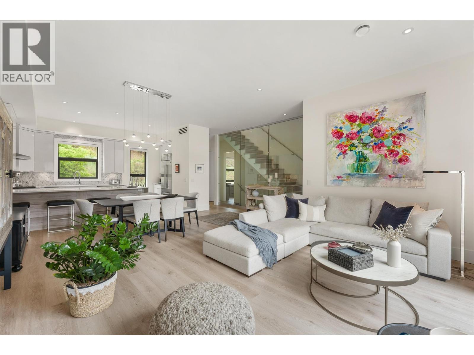 4364 Beach Avenue Unit# 7, Peachland