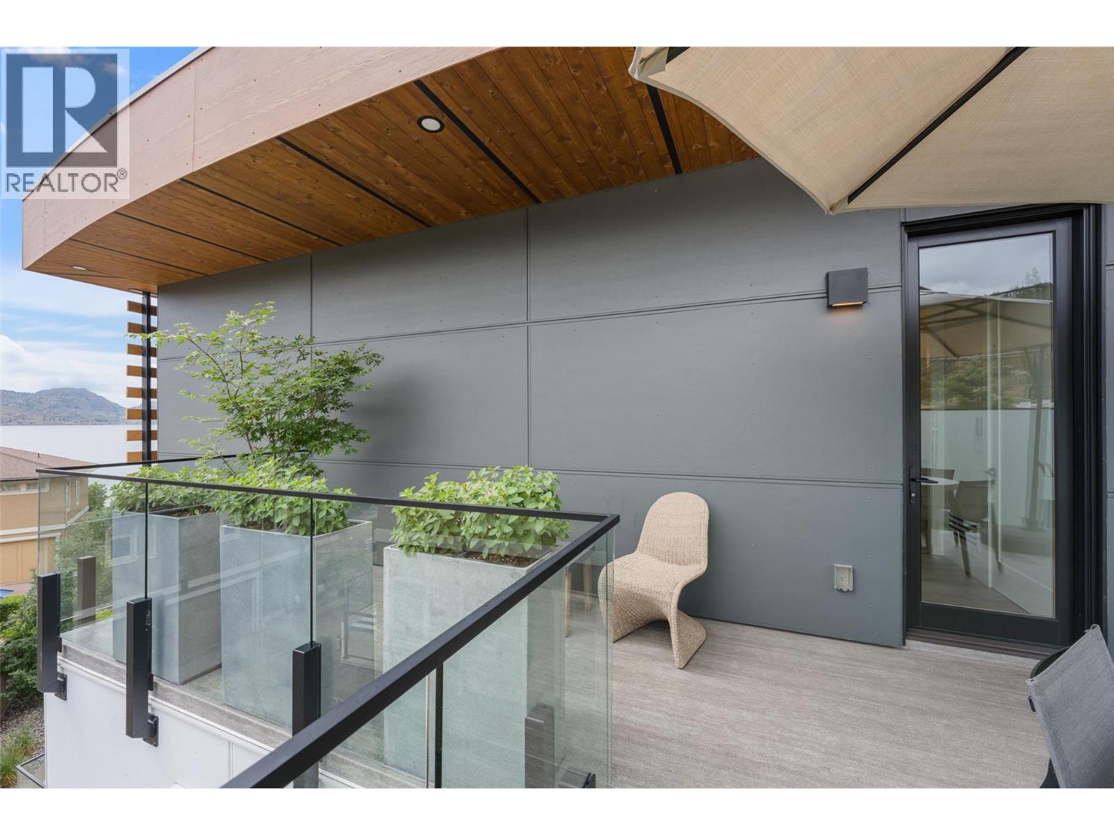 4364 Beach Avenue Unit# 7, Peachland
