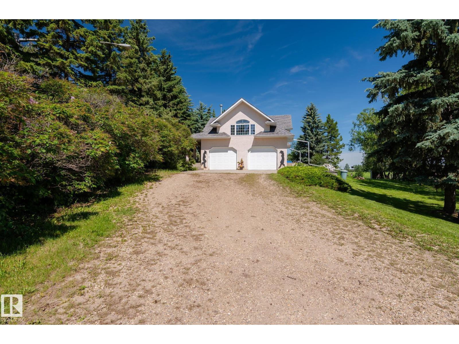 860 41 AV SW - 2