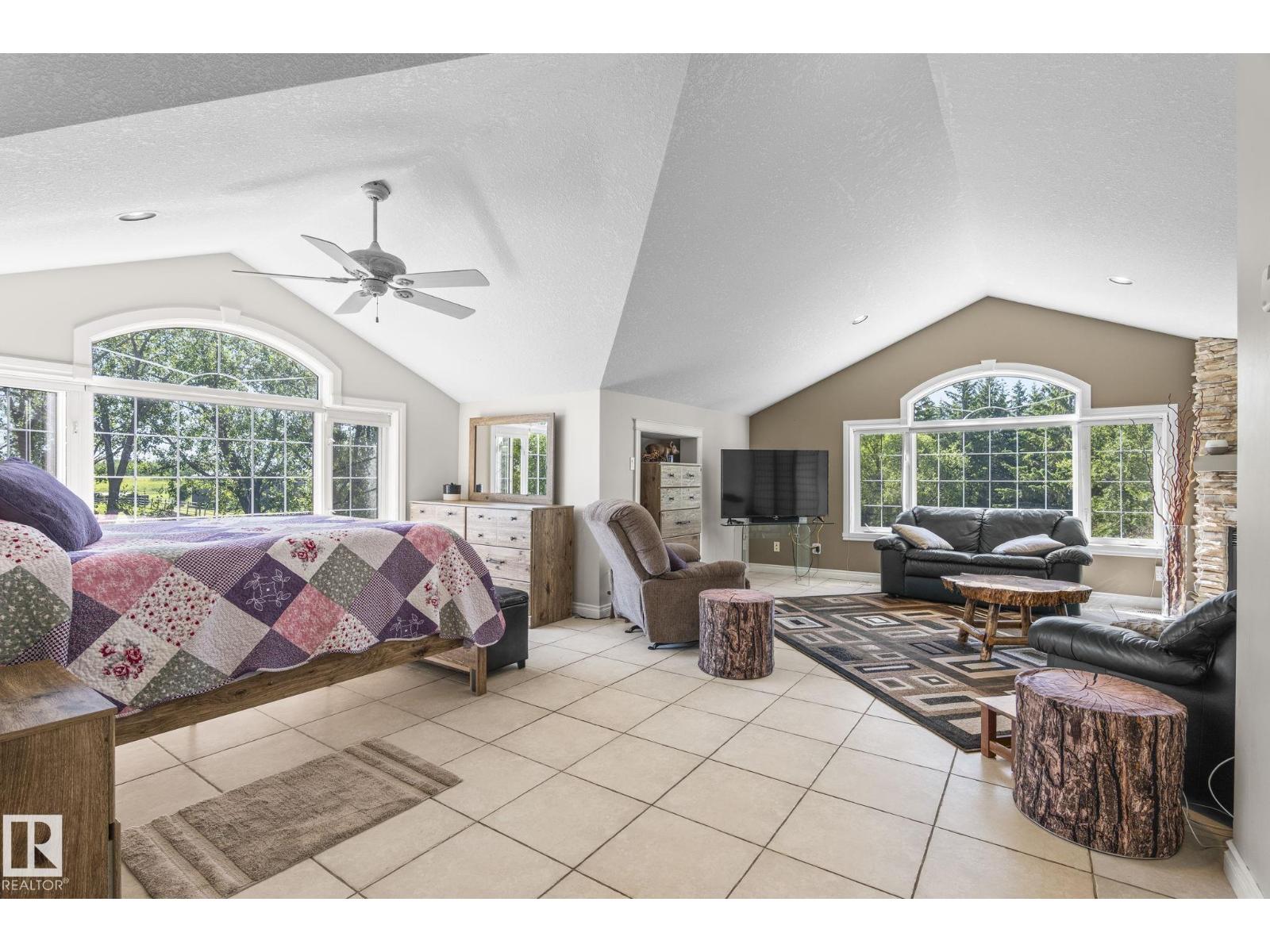 860 41 AV SW - 19