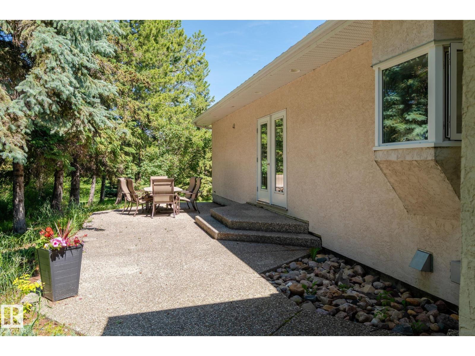 860 41 AV SW - 40