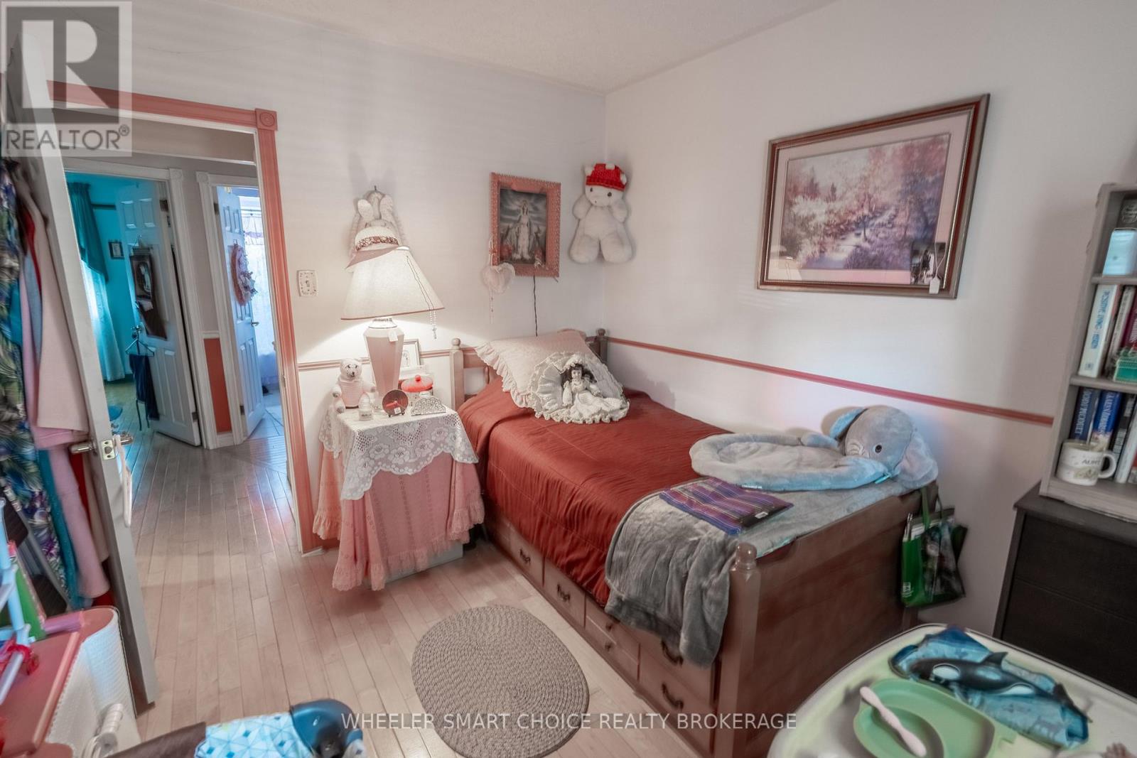 542 ANTHONY STREET - 13
