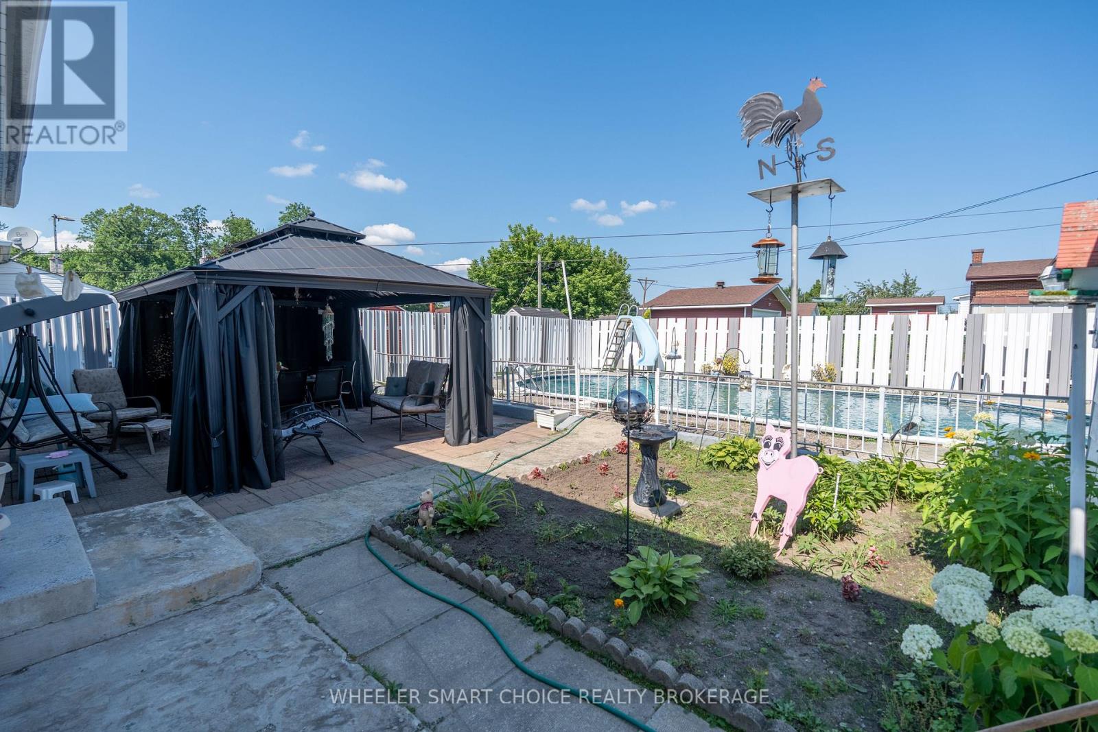 542 ANTHONY STREET - 19