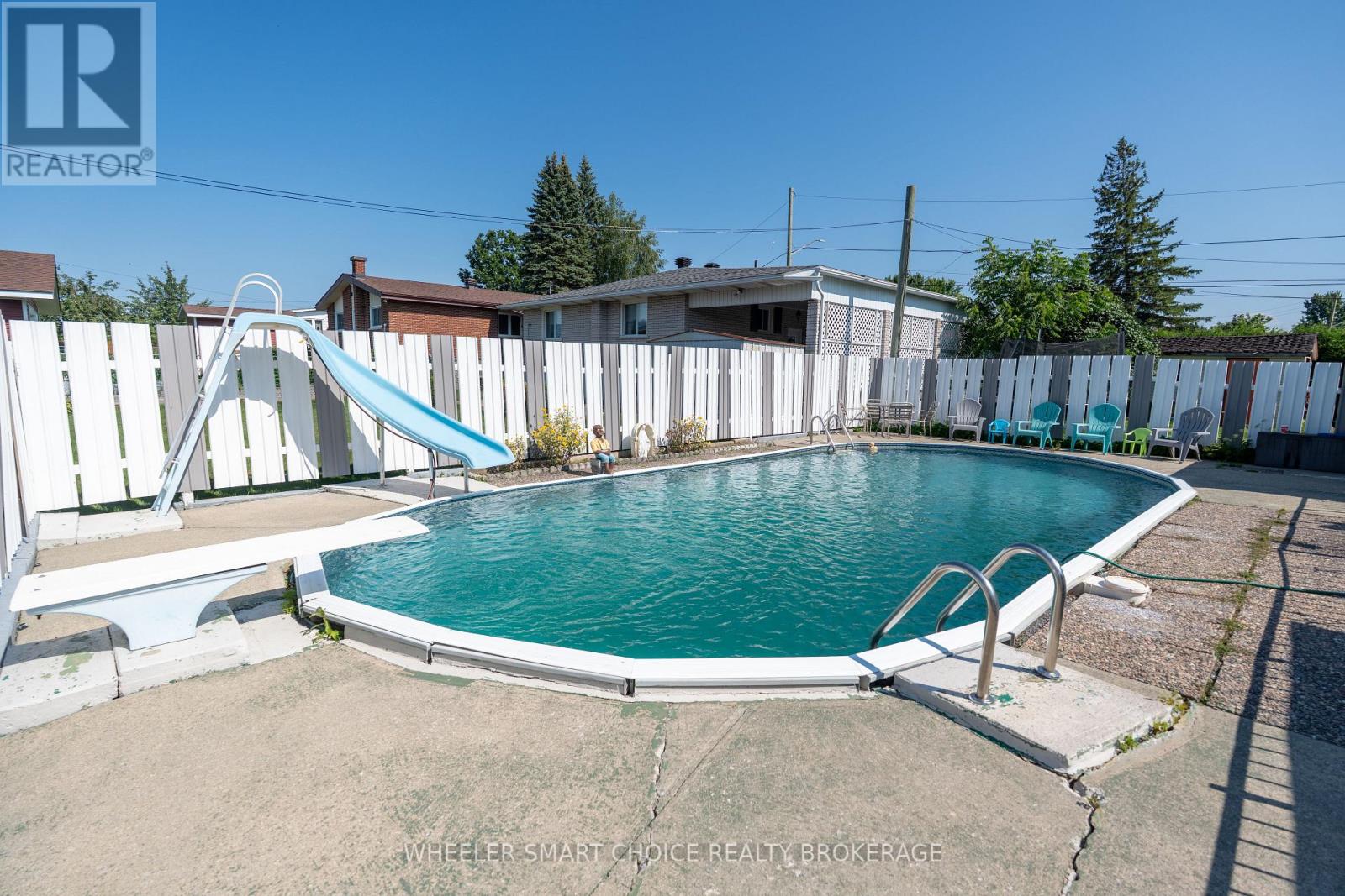 542 ANTHONY STREET - 20