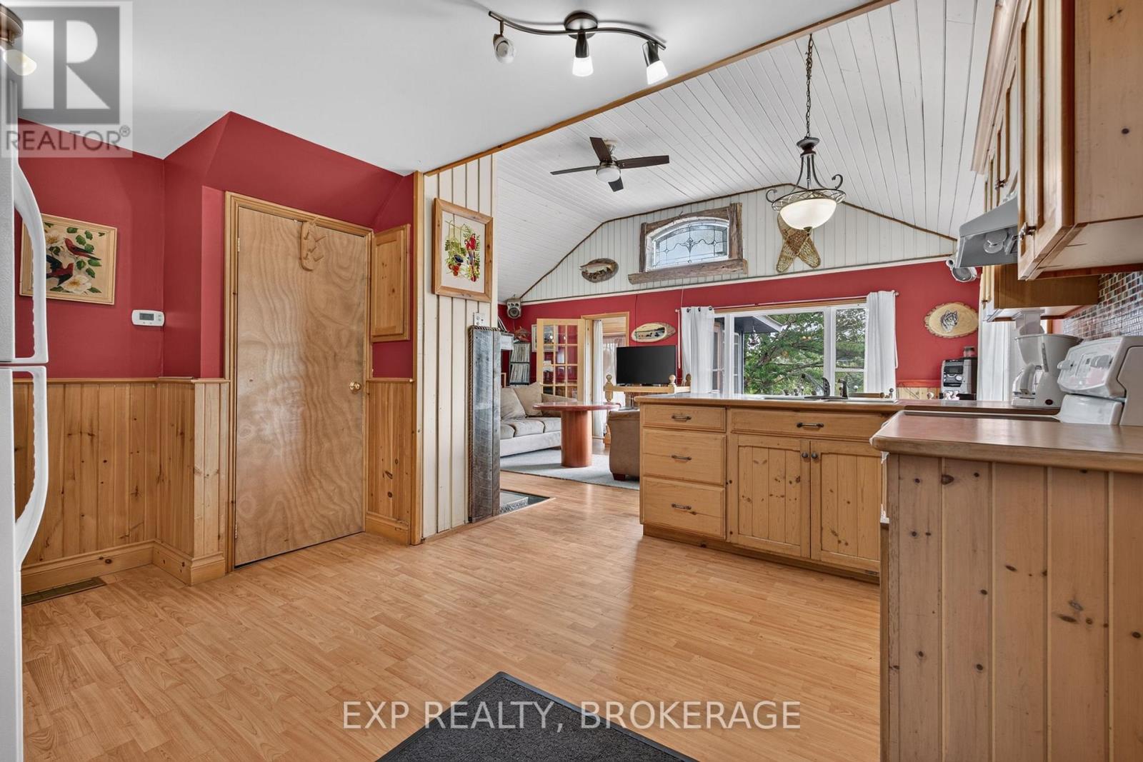 1058 PERRY ROAD - 21