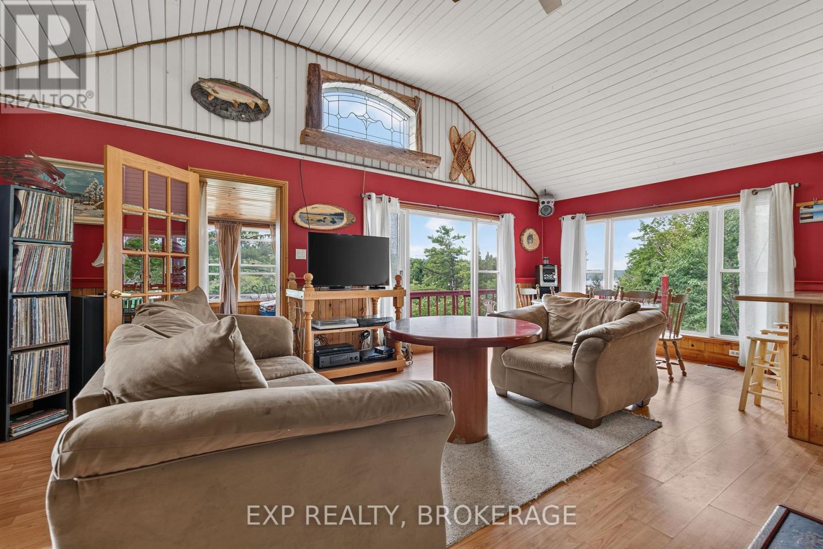 1058 PERRY ROAD - 12
