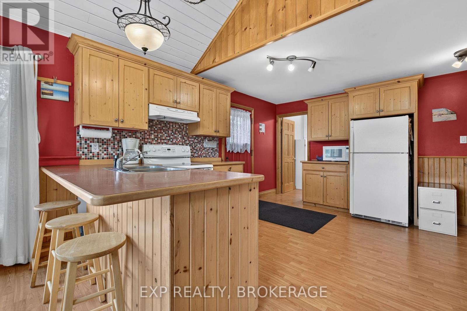 1058 PERRY ROAD - 19