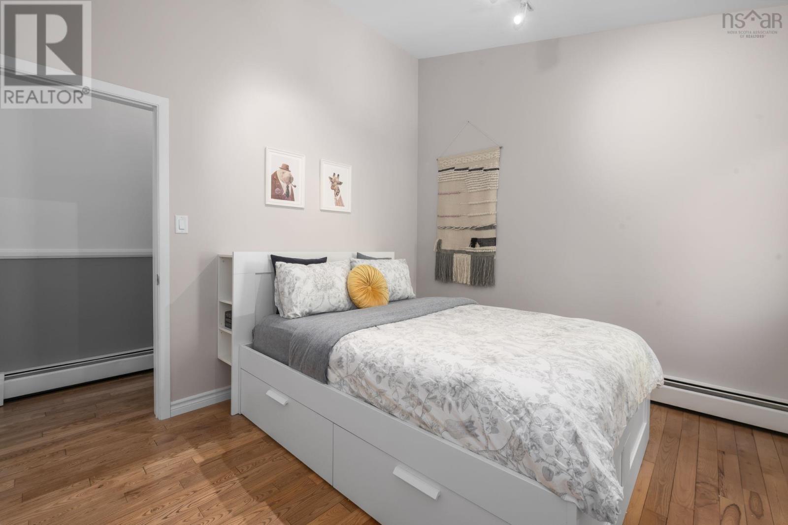 75 Bayview Road - 31