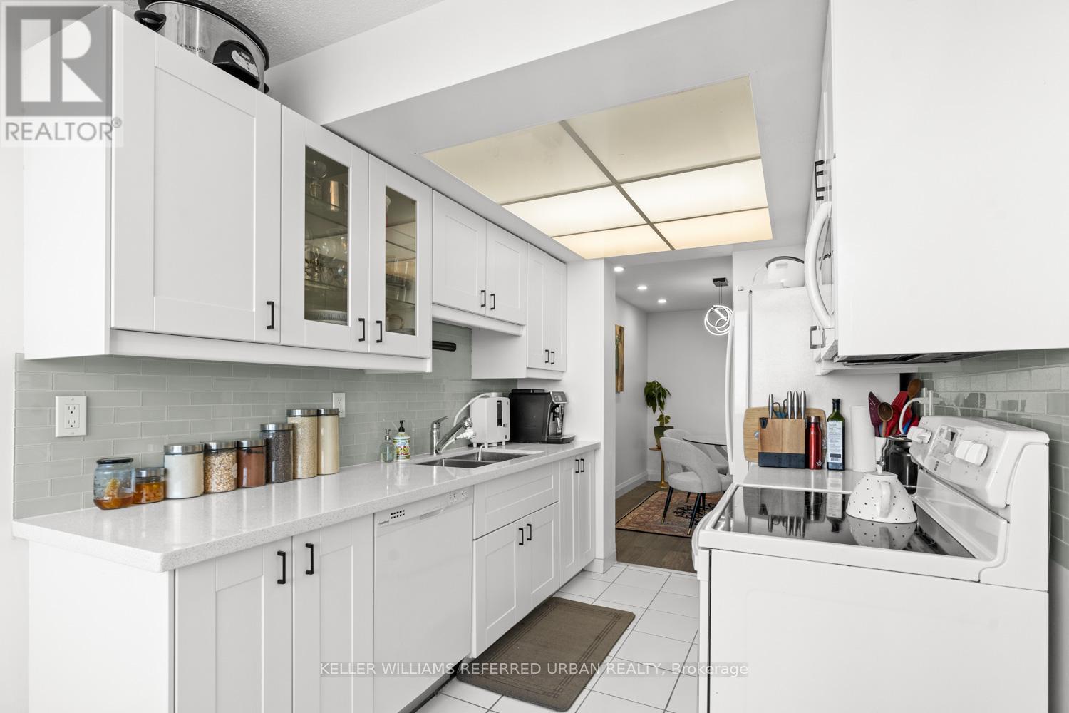 #1005 133 TORRESDALE AVENUE - 13