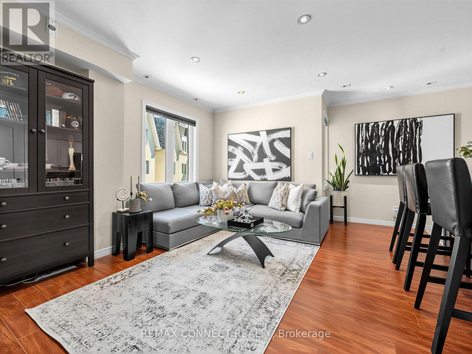 #605 12 SUDBURY STREET - 3