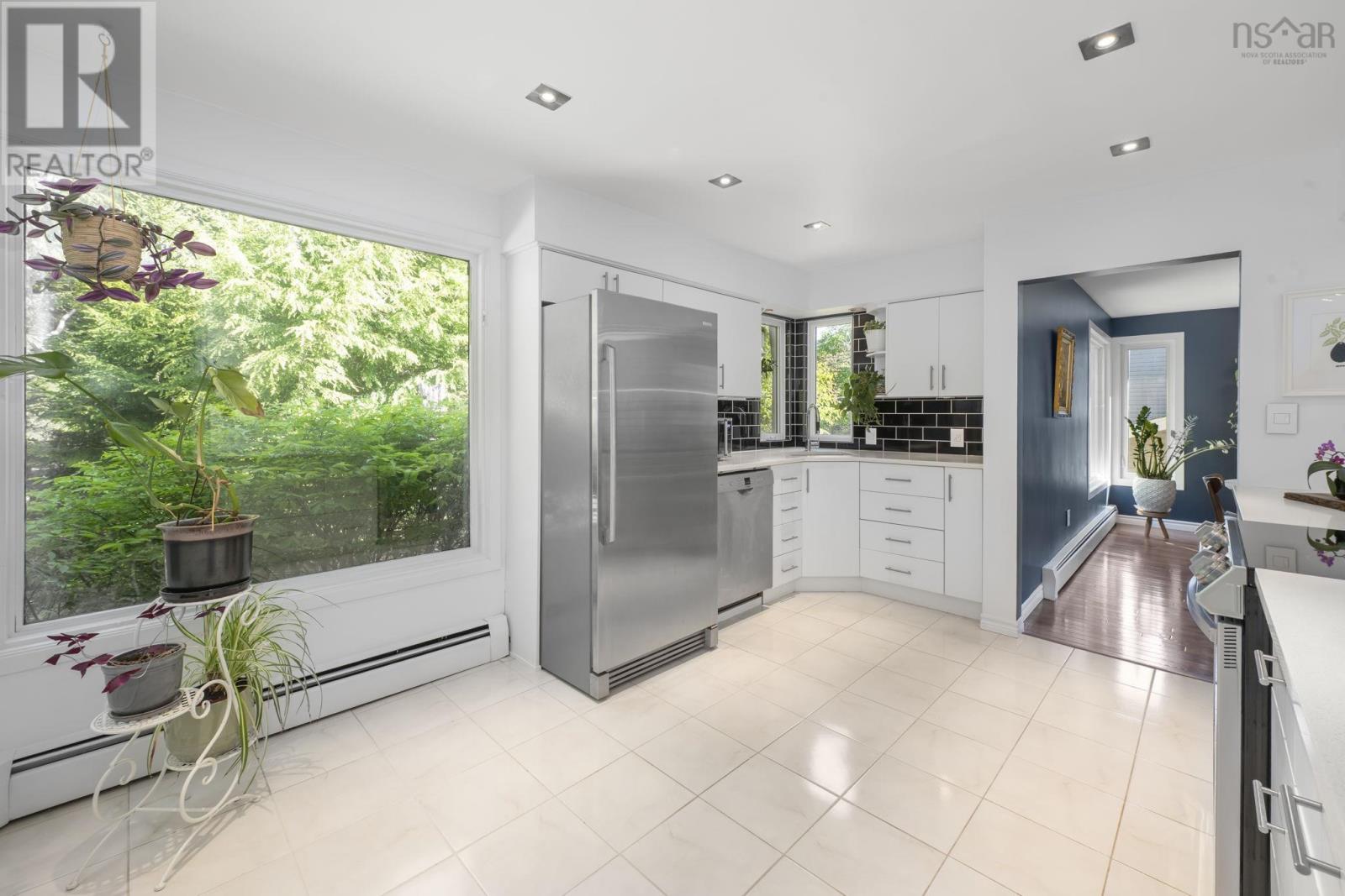 75 Bayview Road - 14