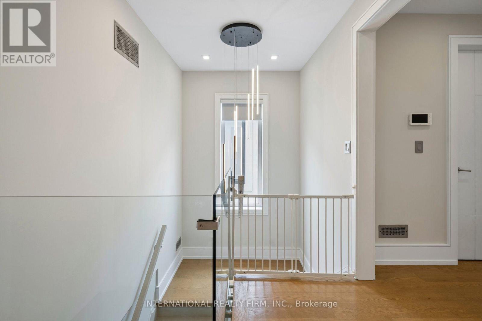 39 WILMINGTON AVENUE - 15