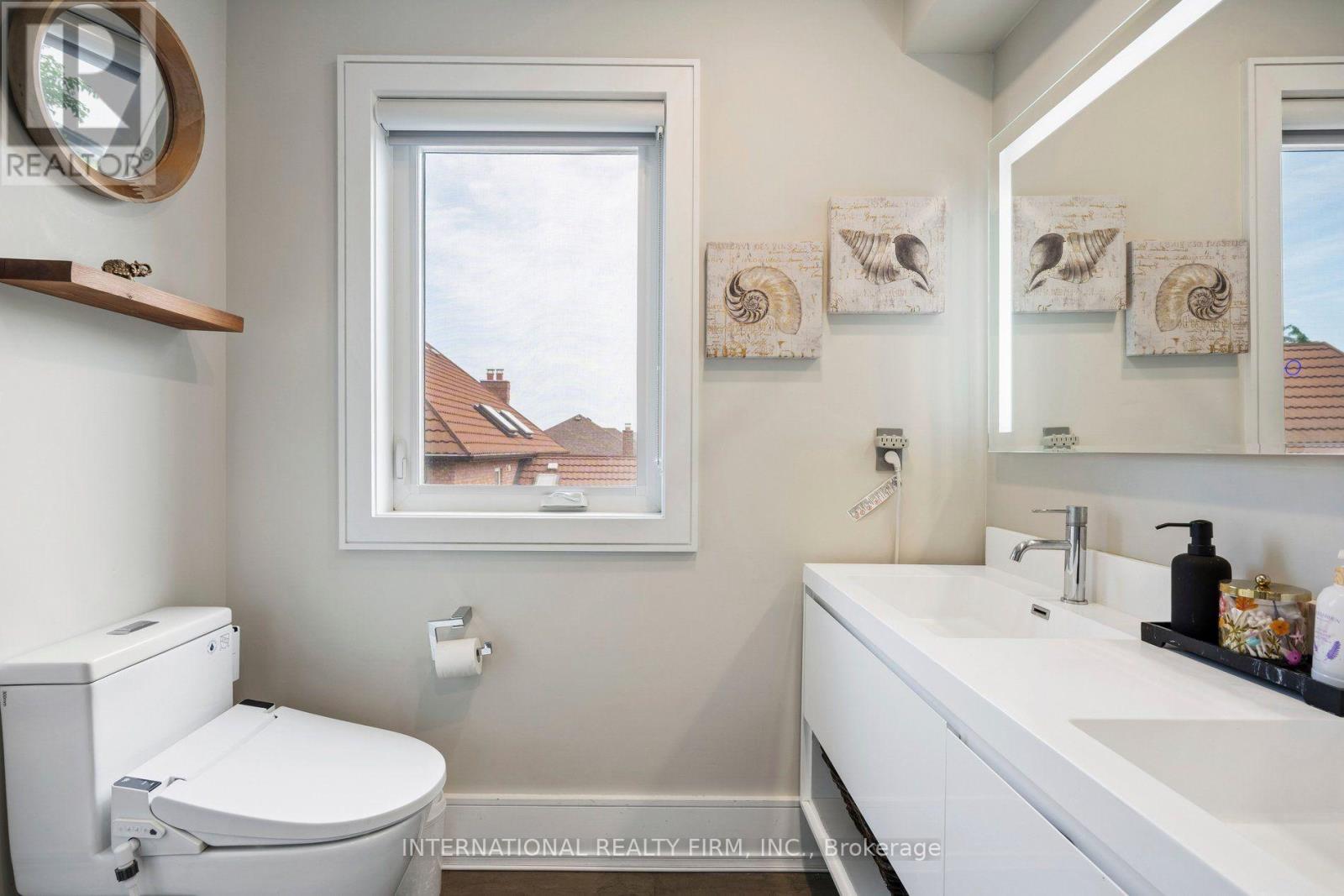 39 WILMINGTON AVENUE - 21