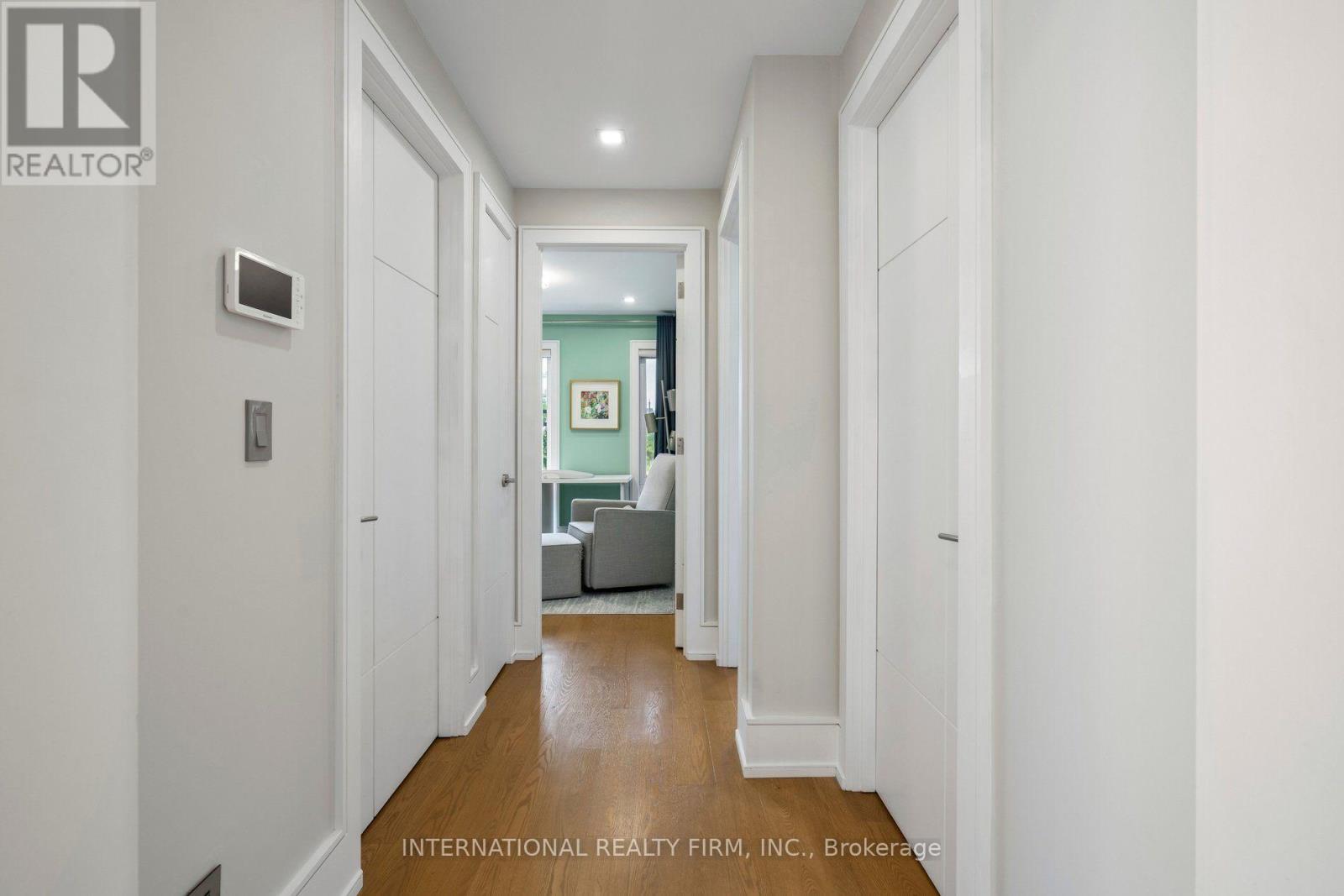 39 WILMINGTON AVENUE - 25