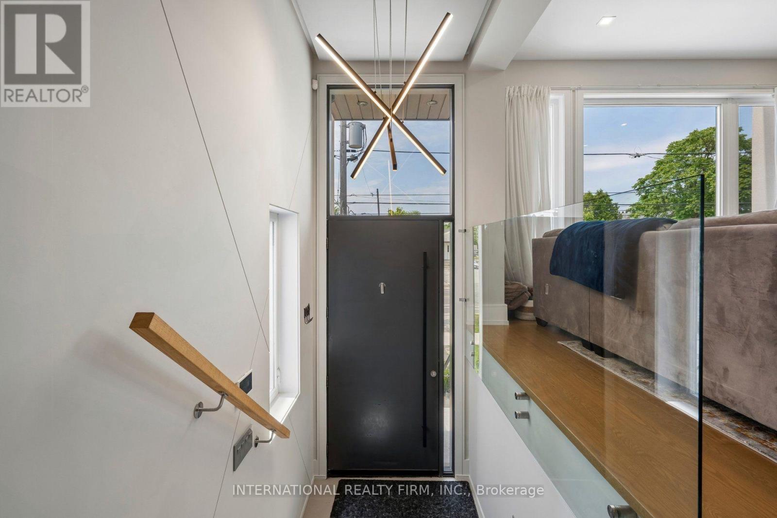 39 WILMINGTON AVENUE - 3