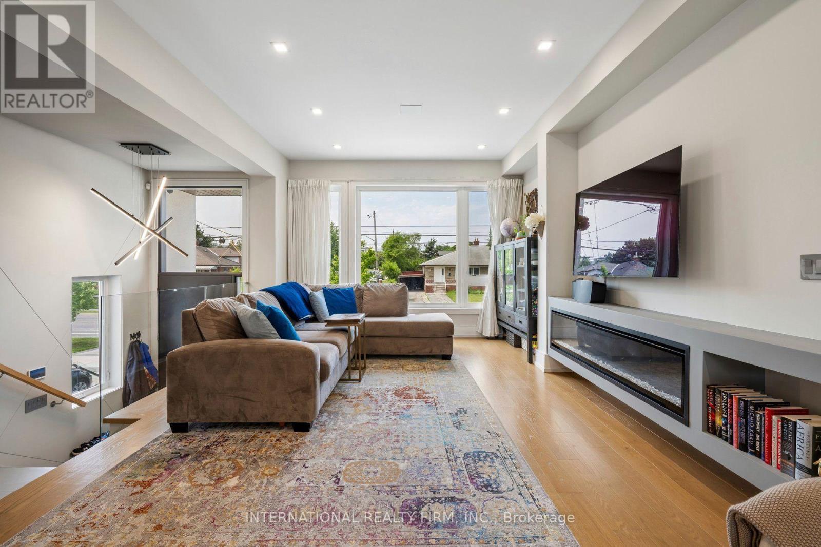 39 WILMINGTON AVENUE - 6