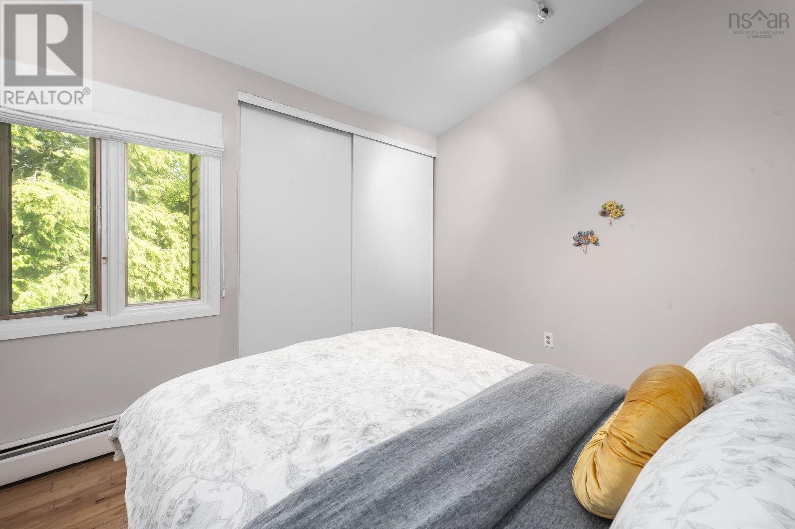 75 Bayview Road - 32