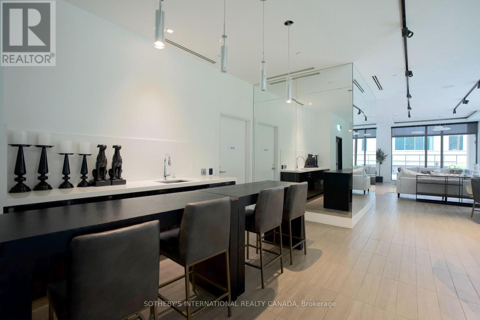 #3209 8 WIDMER STREET - 9