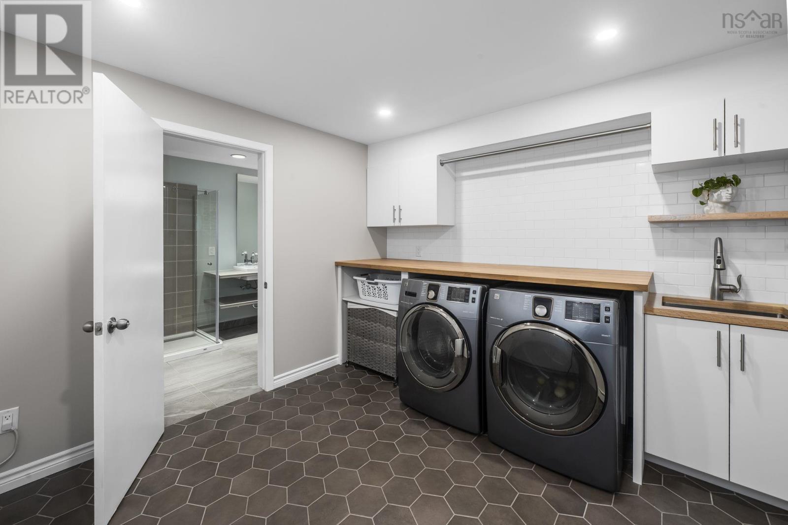 75 Bayview Road - 41