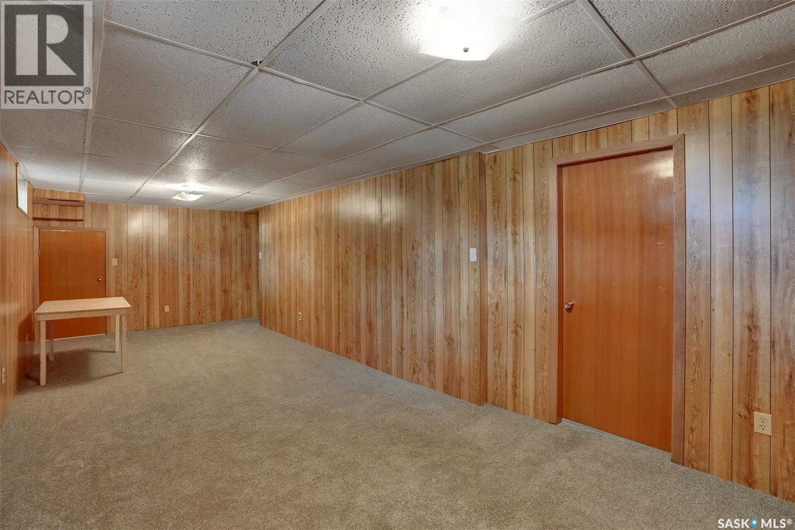 715 Connaught STREET - 35