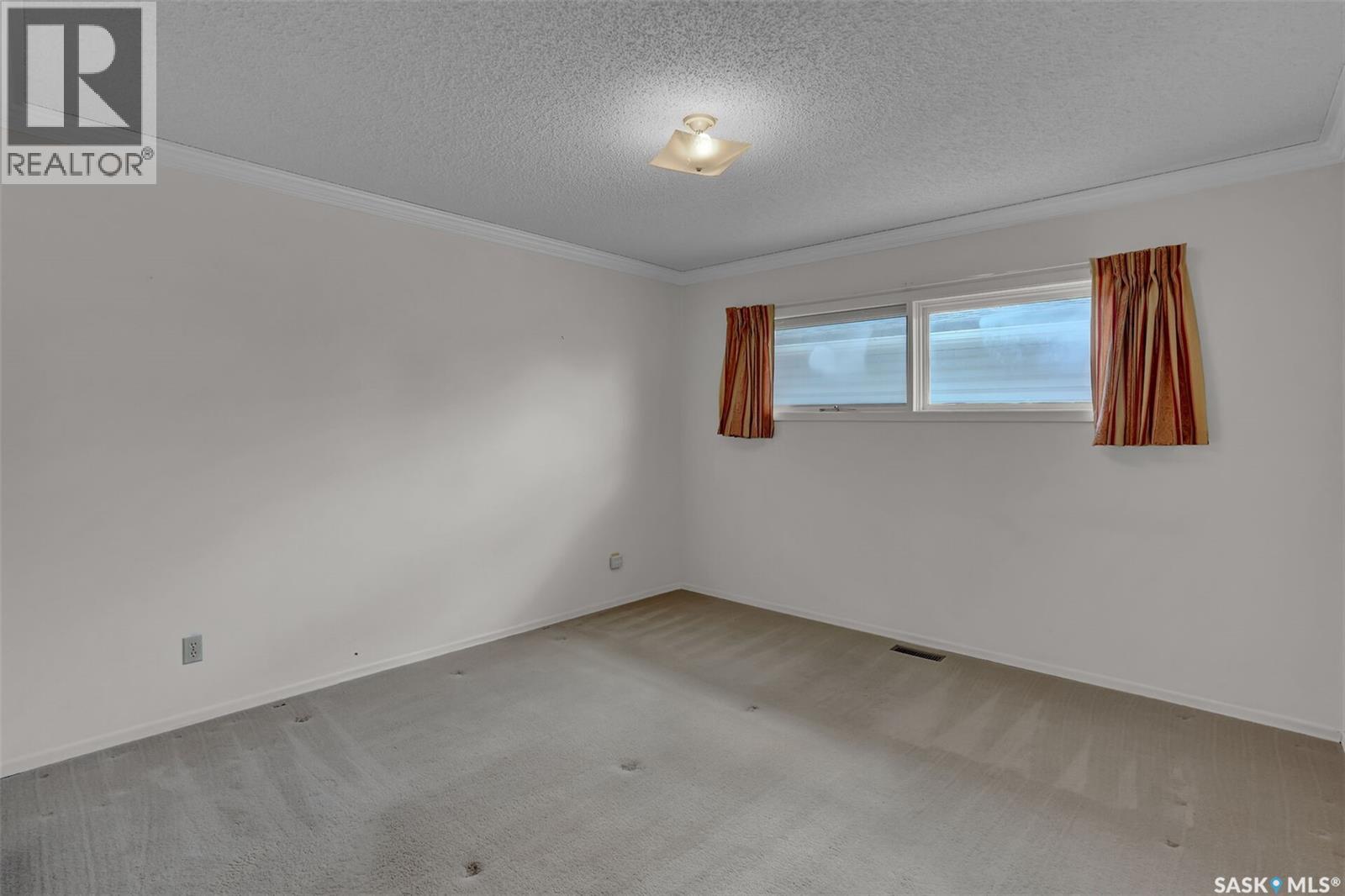 715 Connaught STREET - 21