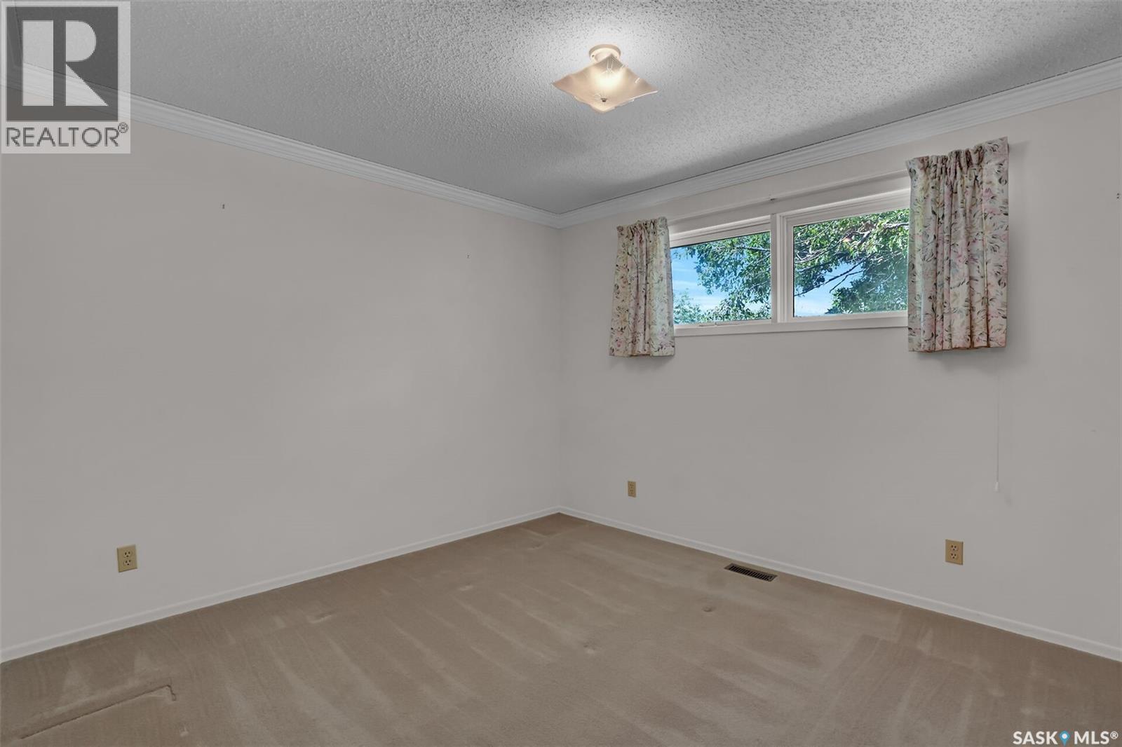 715 Connaught STREET - 23