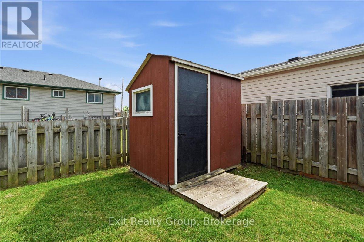 51 SIDNEY ROAD - Image 36