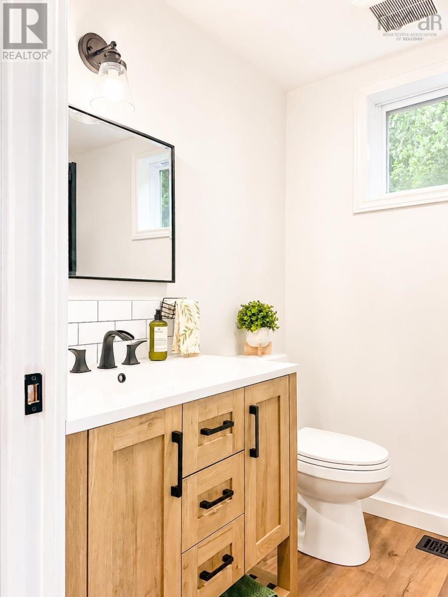 2617 Pereau Road - 10