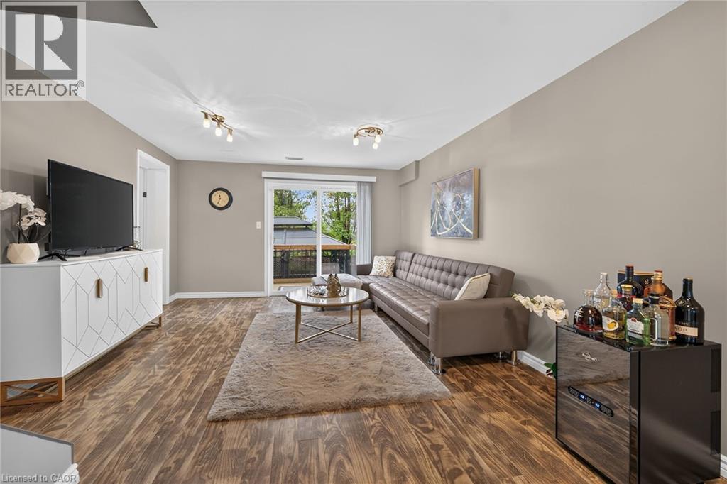 #17 1328 UPPER SHERMAN Avenue - 35