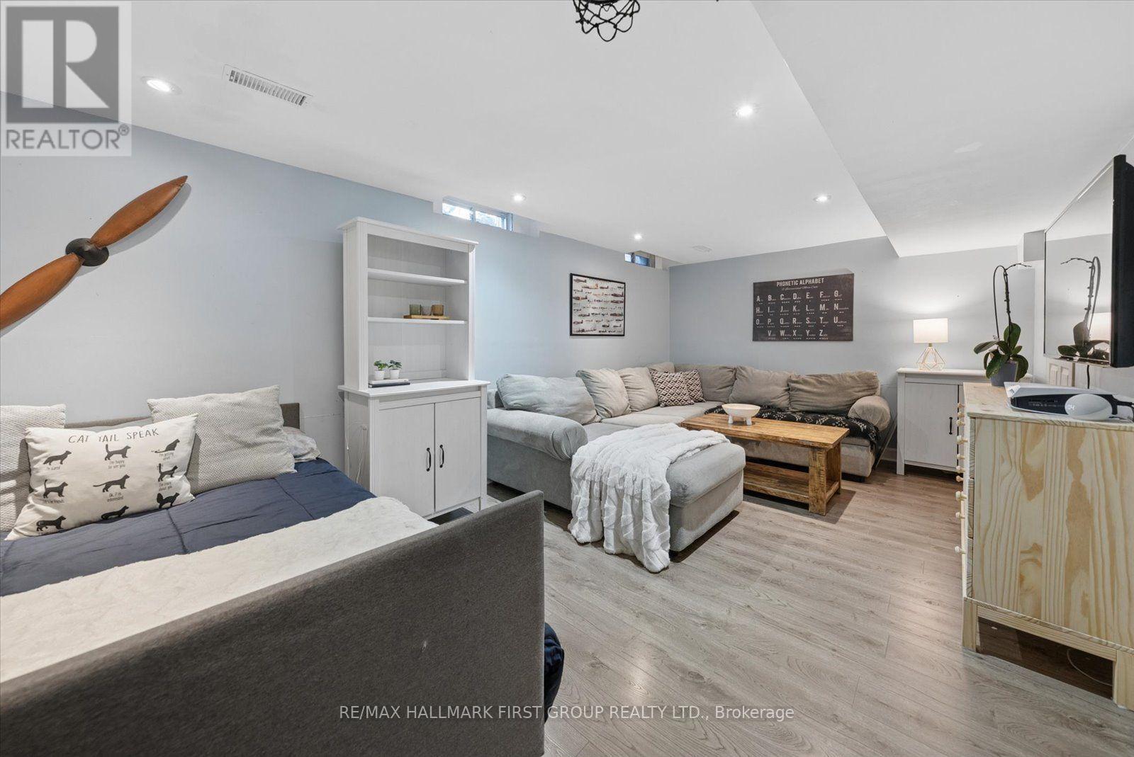 19 HARRONGATE PLACE - Image 38