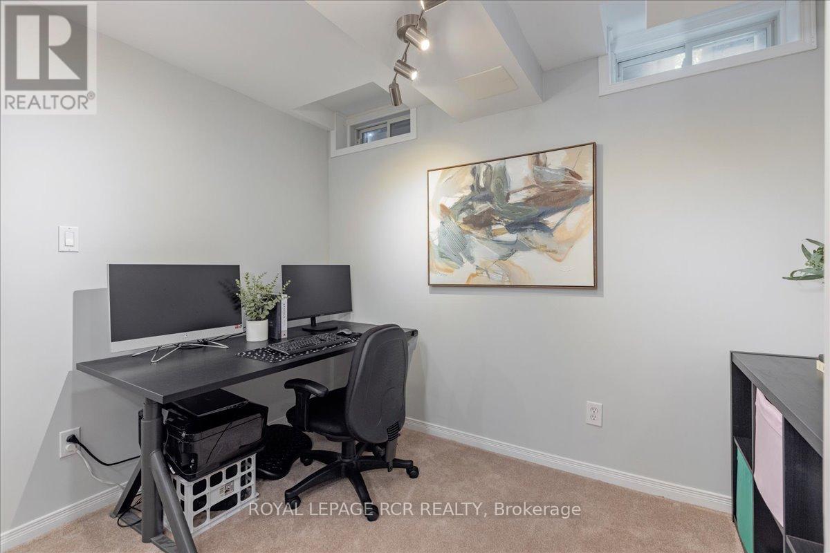 54 BREAKWATER DRIVE - 25