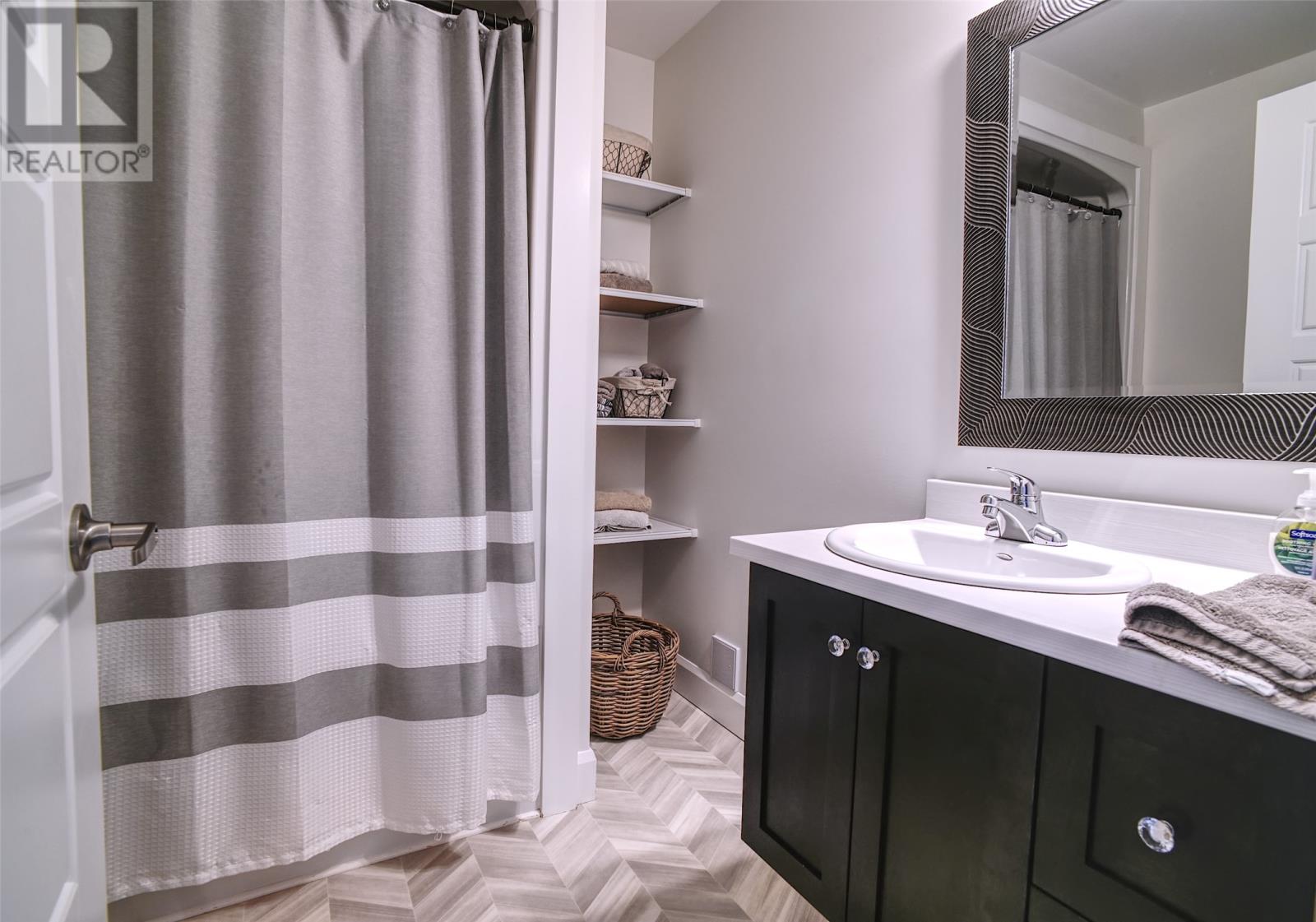 24 Glendale Avenue - 19