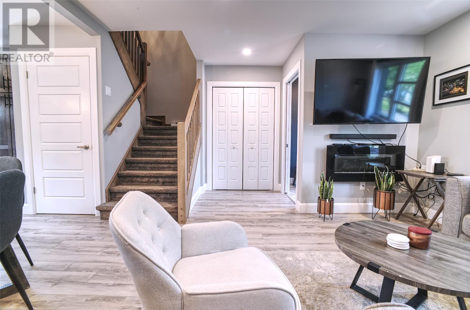 24 Glendale Avenue - 3
