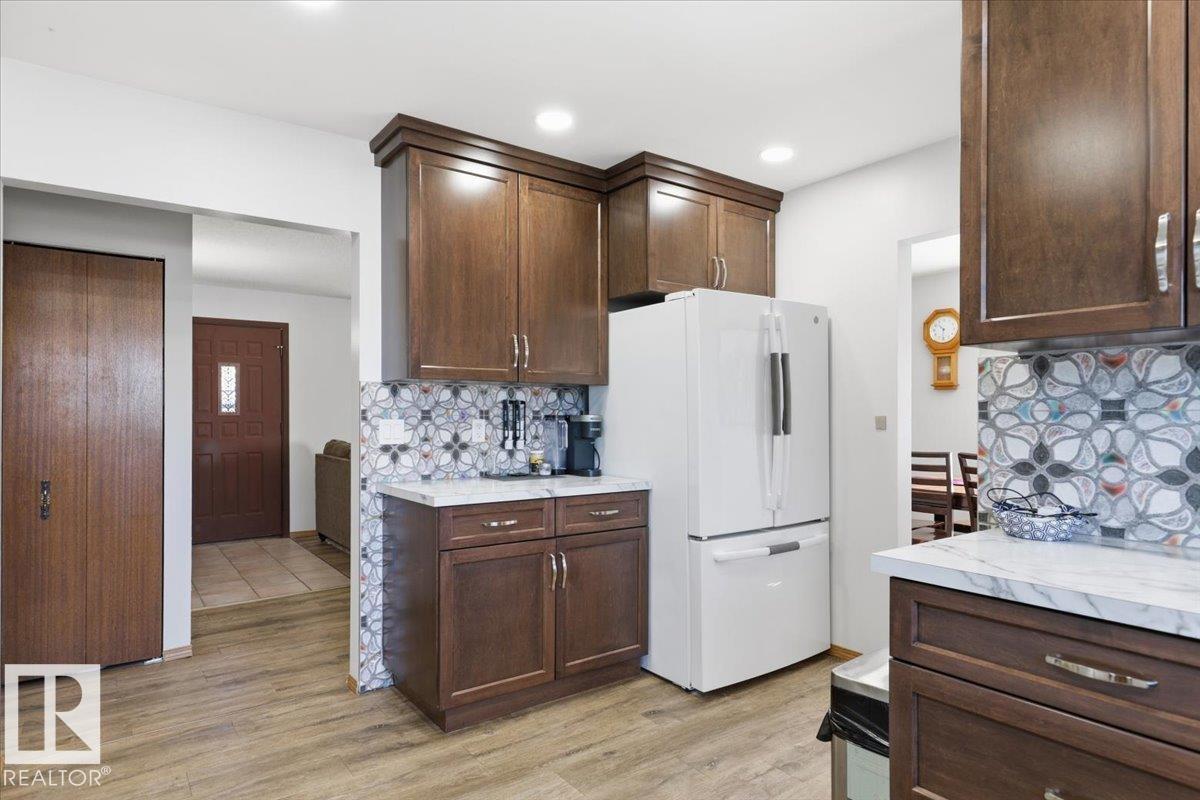 141 Green Ash DR - 10