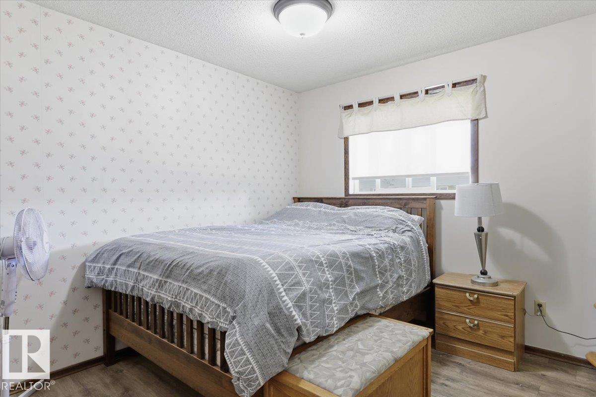 141 Green Ash DR - 13