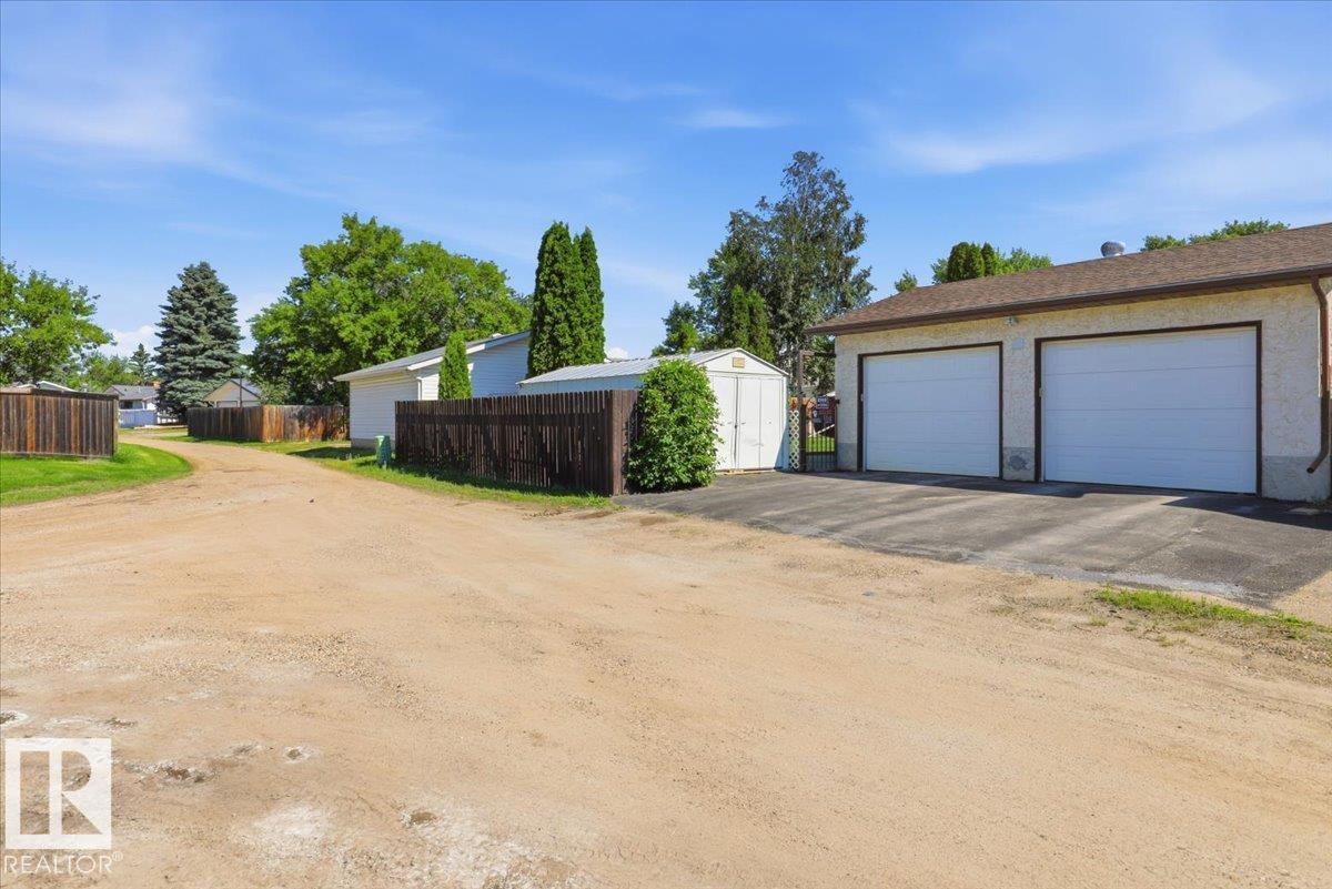 141 Green Ash DR - 29