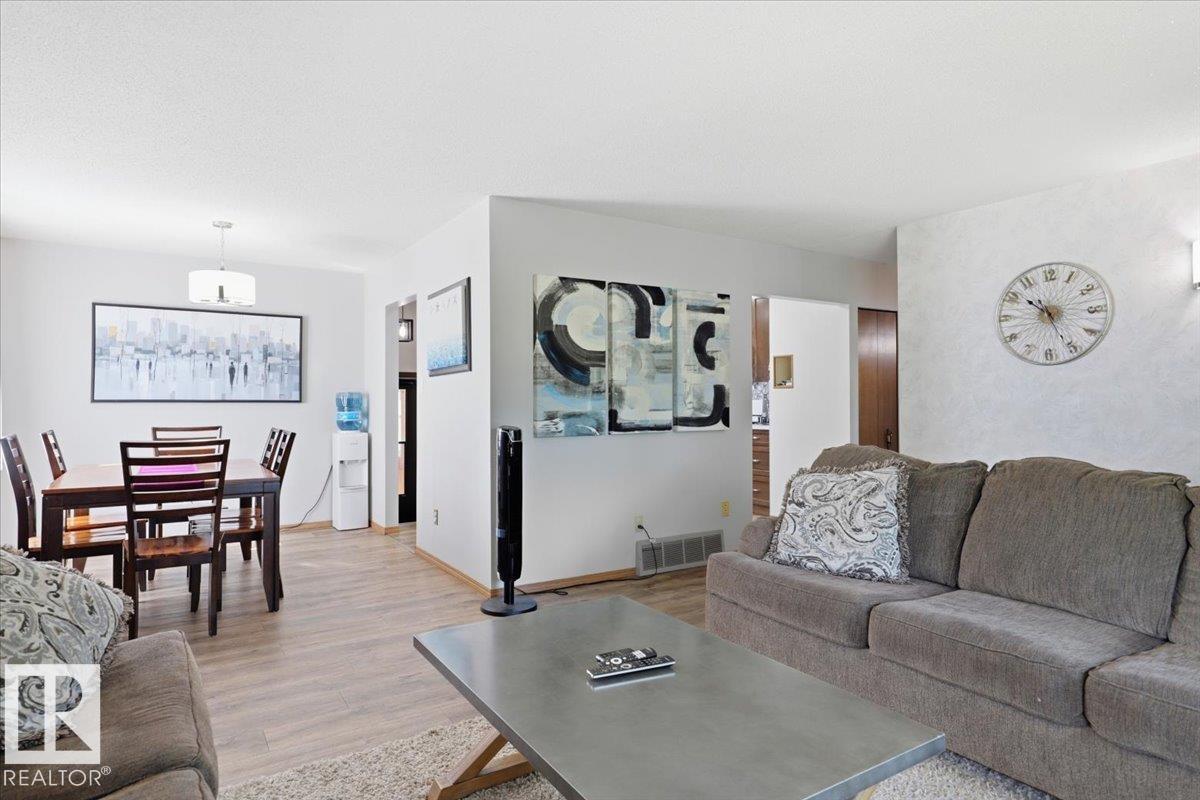 141 Green Ash DR - 5