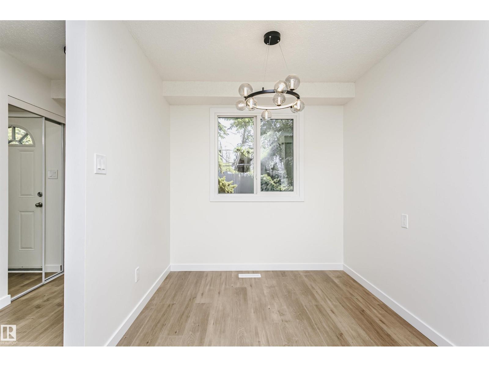 5418 144B AV NW - 16