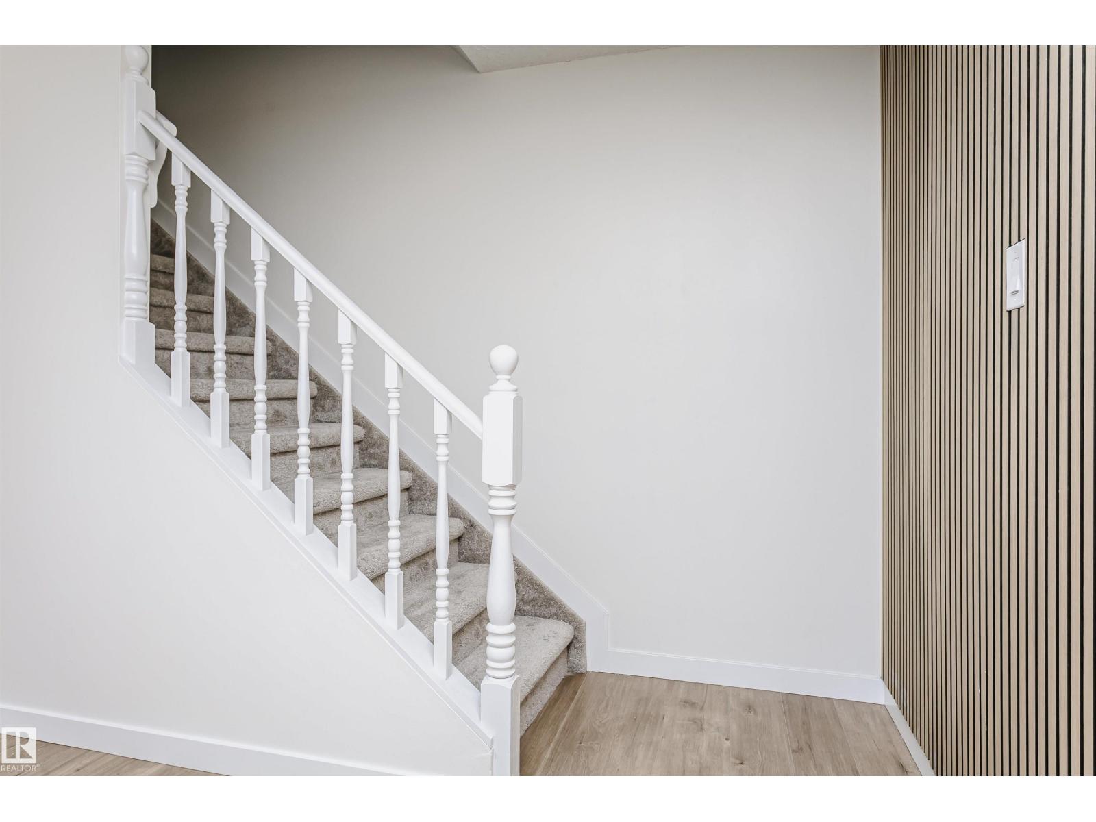 5418 144B AV NW - 24