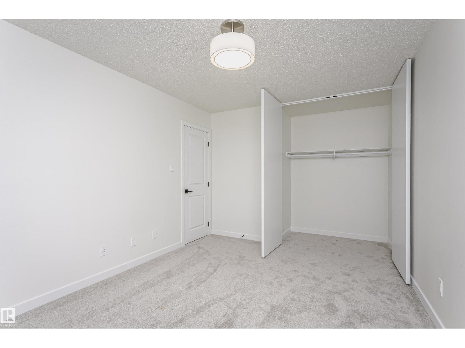 5418 144B AV NW - 27