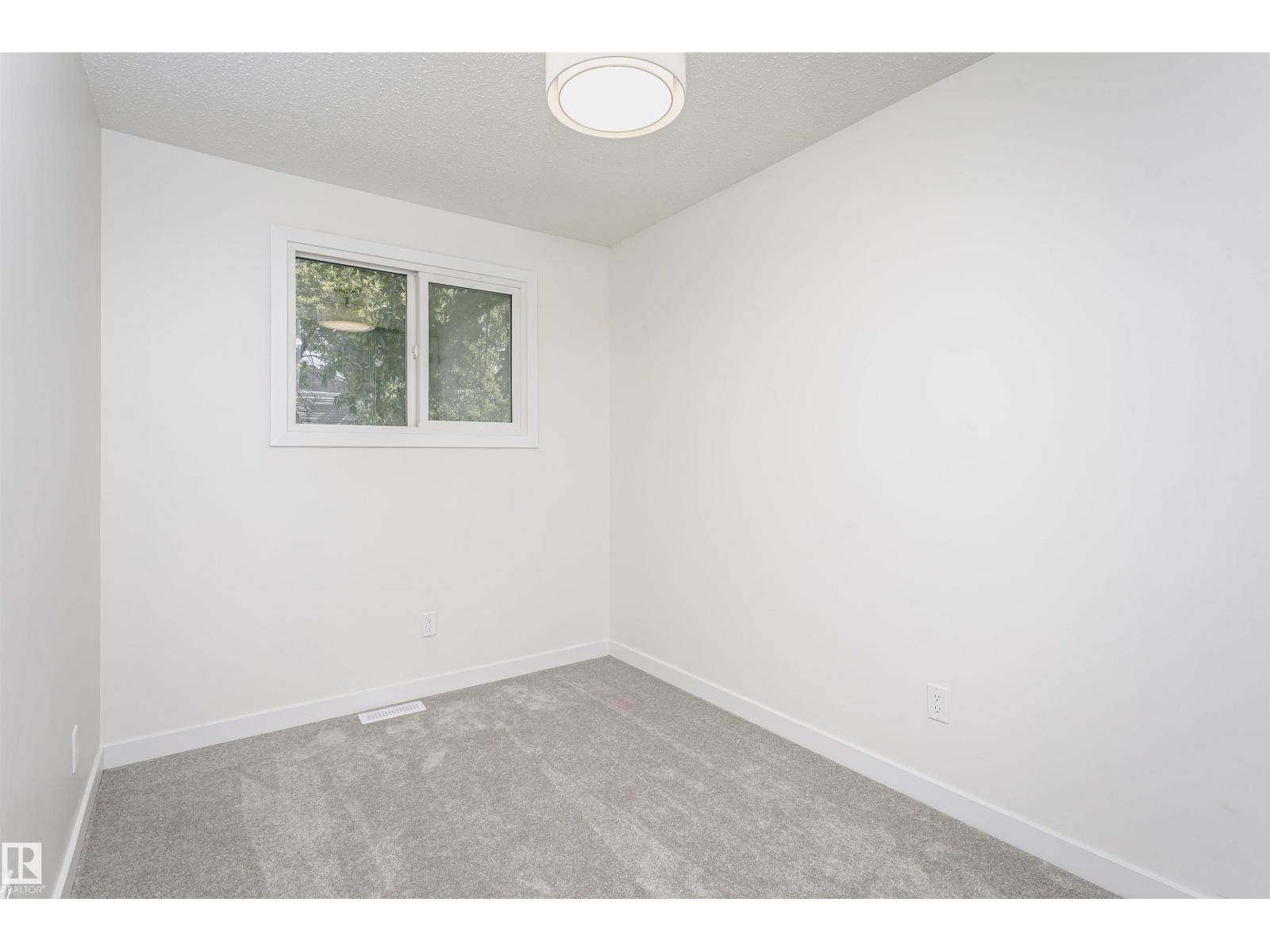 5418 144B AV NW - 28
