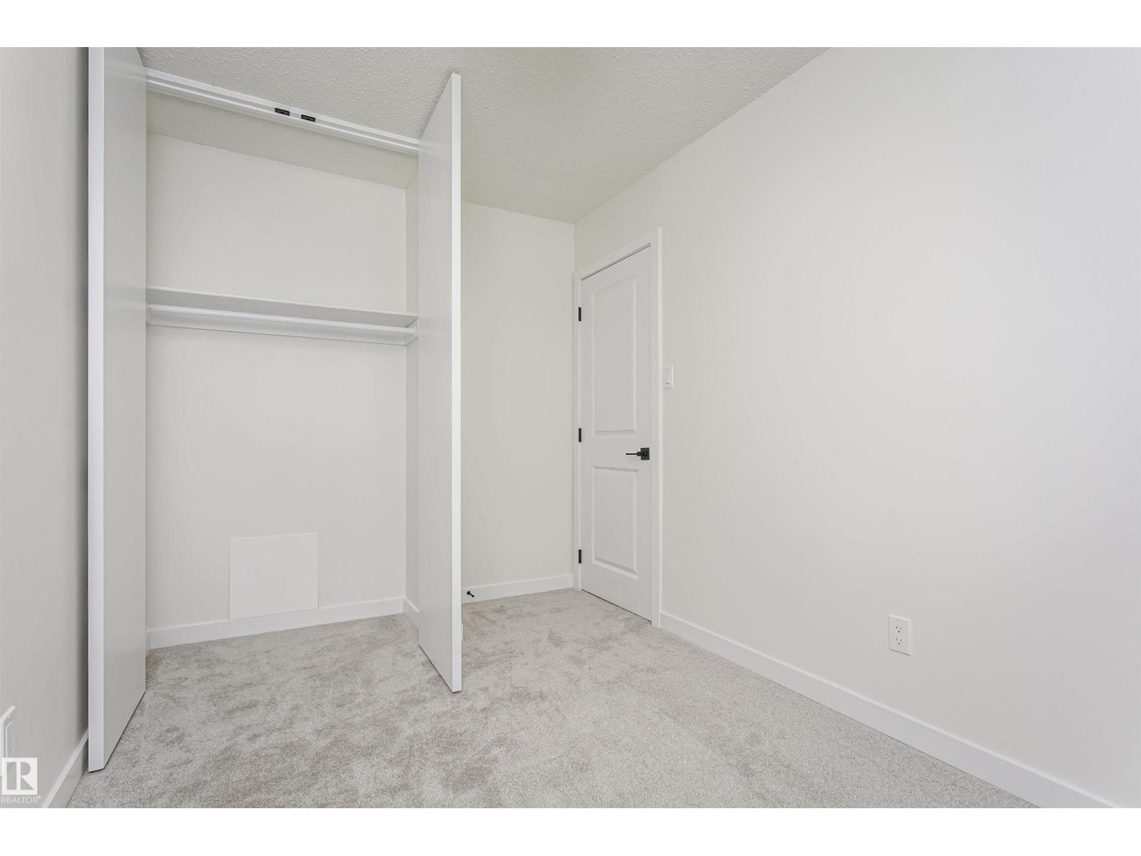 5418 144B AV NW - 30