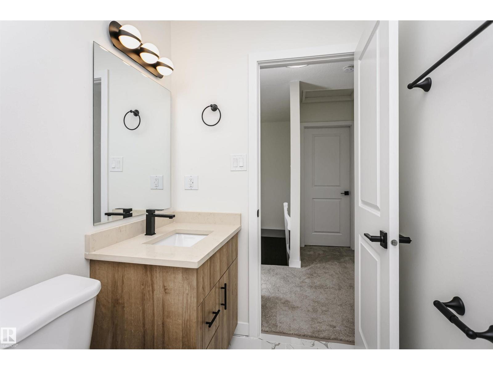 5418 144B AV NW - 34