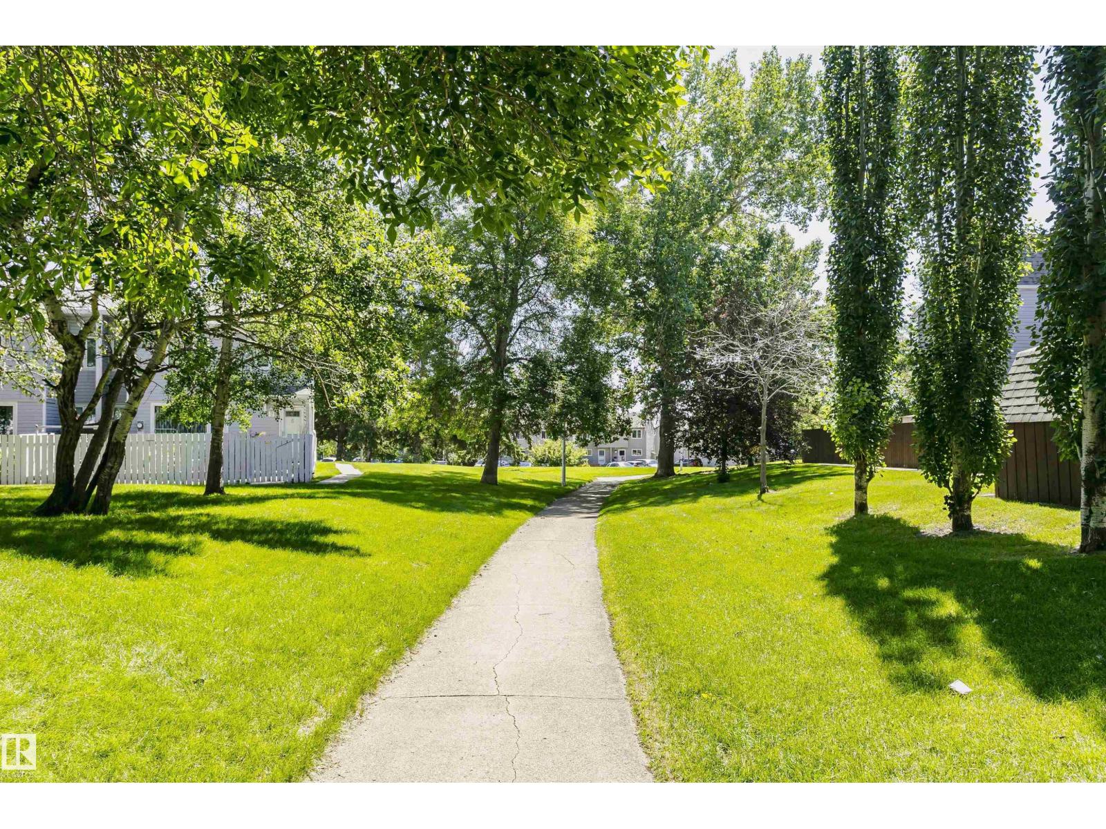 5418 144B AV NW - 42