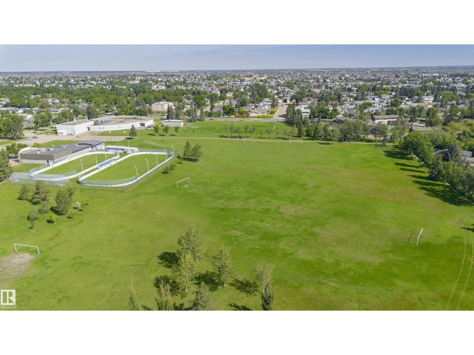 5418 144B AV NW - 43