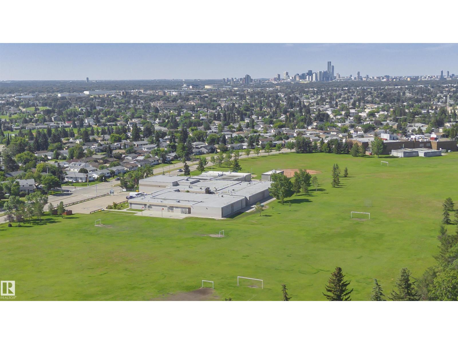 5418 144B AV NW - 48